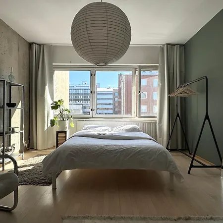 Apartamento Kaunis Tilava Yksioe Ydinkeskustan Kupeessa *